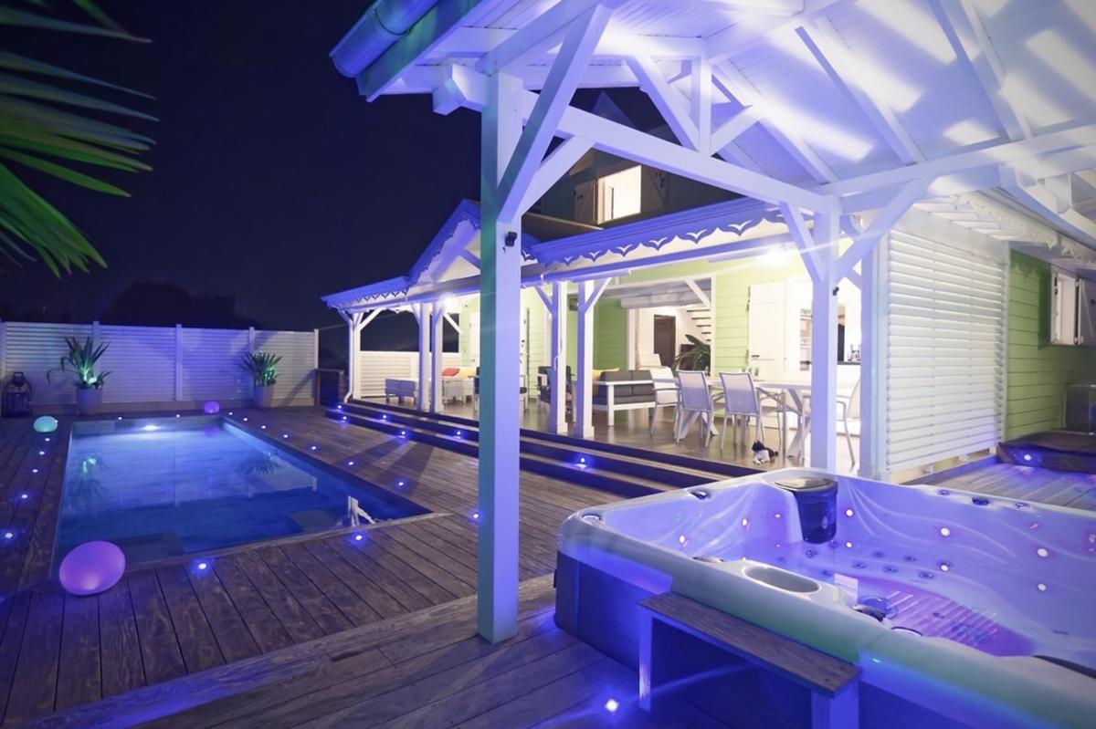 villa -piscine-vue-mer-panoramique